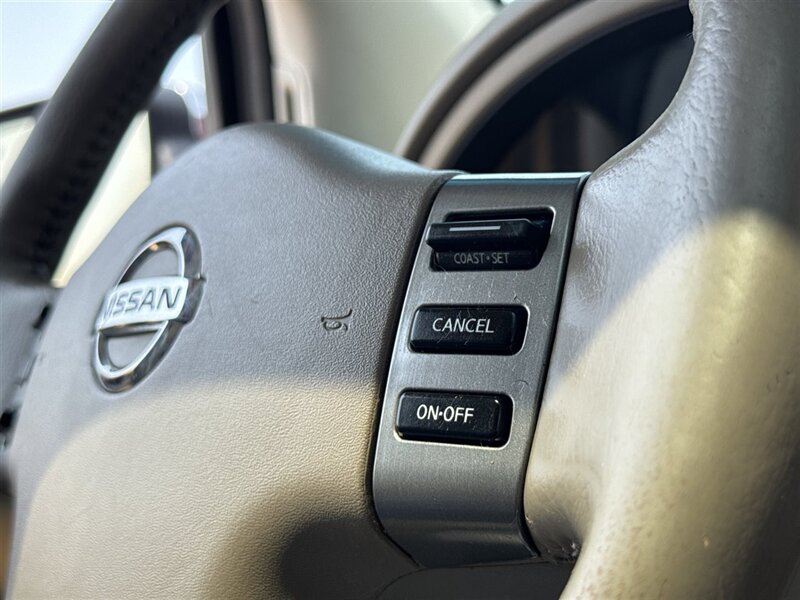 2011 Nissan Armada SV - Photo 13 - Lexington, NE 68850