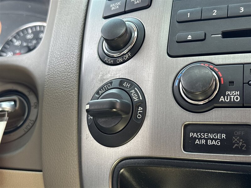 2011 Nissan Armada SV - Photo 20 - Lexington, NE 68850