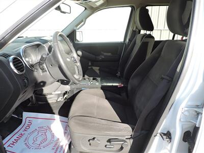 2010 Ford Explorer XLT - Photo 9 - Kearney, NE 68847