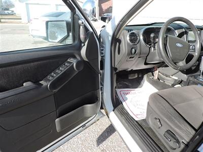 2010 Ford Explorer XLT - Photo 16 - Kearney, NE 68847