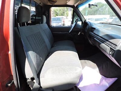 1993 Ford F-150 XLT   - Photo 10 - Lexington, NE 68850