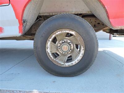 1993 Ford F-150 XLT   - Photo 8 - Lexington, NE 68850