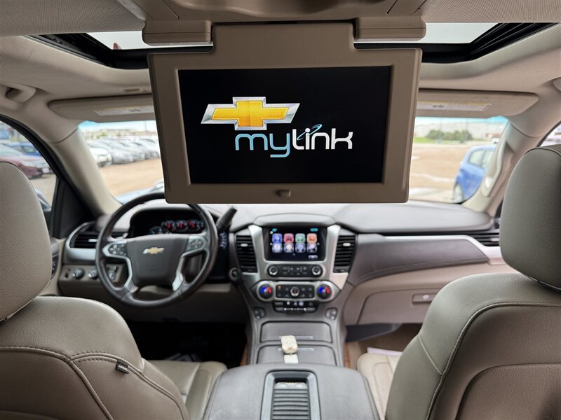 2015 Chevrolet Suburban LTZ - Photo 11 - Lexington, NE 68850