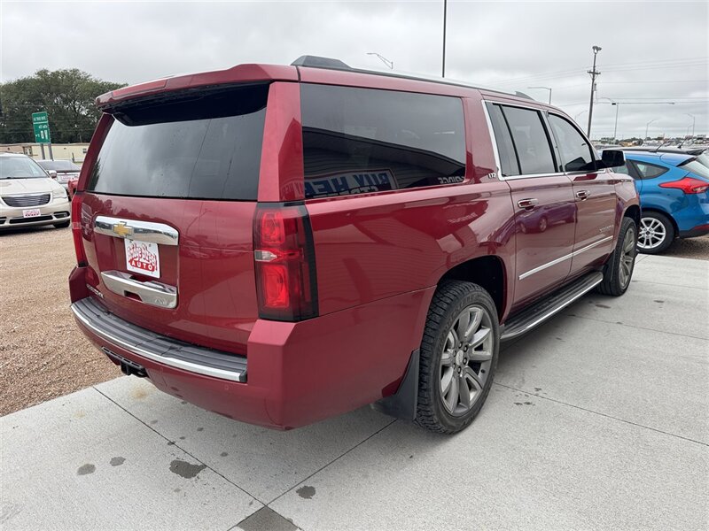 2015 Chevrolet Suburban LTZ - Photo 8 - Lexington, NE 68850