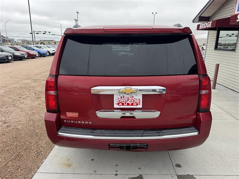 2015 Chevrolet Suburban LTZ - Photo 7 - Lexington, NE 68850