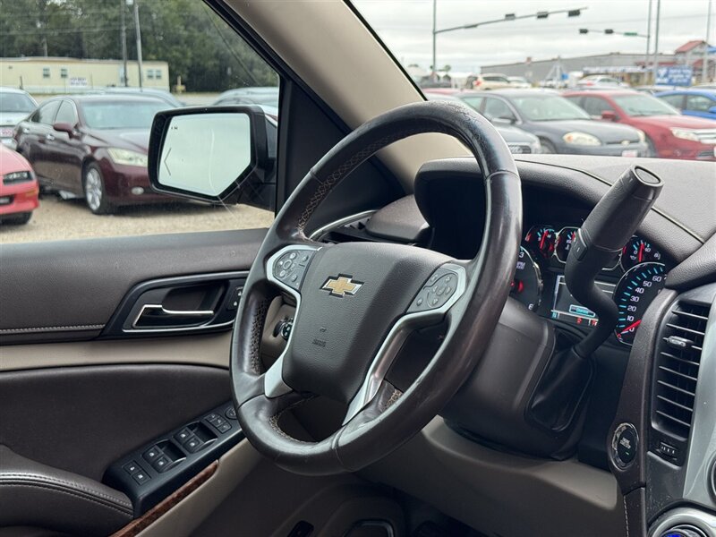2015 Chevrolet Suburban LTZ - Photo 3 - Lexington, NE 68850