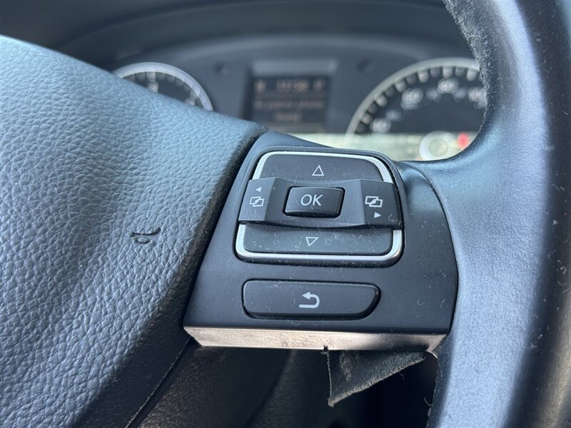 2013 Volkswagen Passat TDI SE - Photo 12 - Lexington, NE 68850