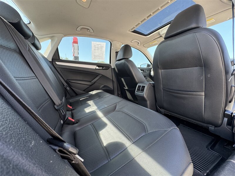 2013 Volkswagen Passat TDI SE - Photo 10 - Lexington, NE 68850
