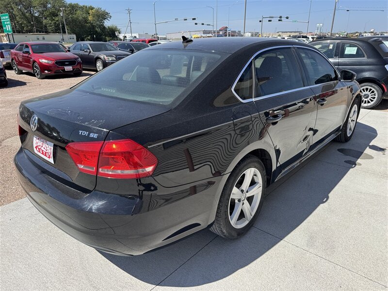 2013 Volkswagen Passat TDI SE - Photo 6 - Lexington, NE 68850