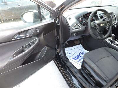 2017 Chevrolet Cruze LT Auto   - Photo 14 - Lexington, NE 68850