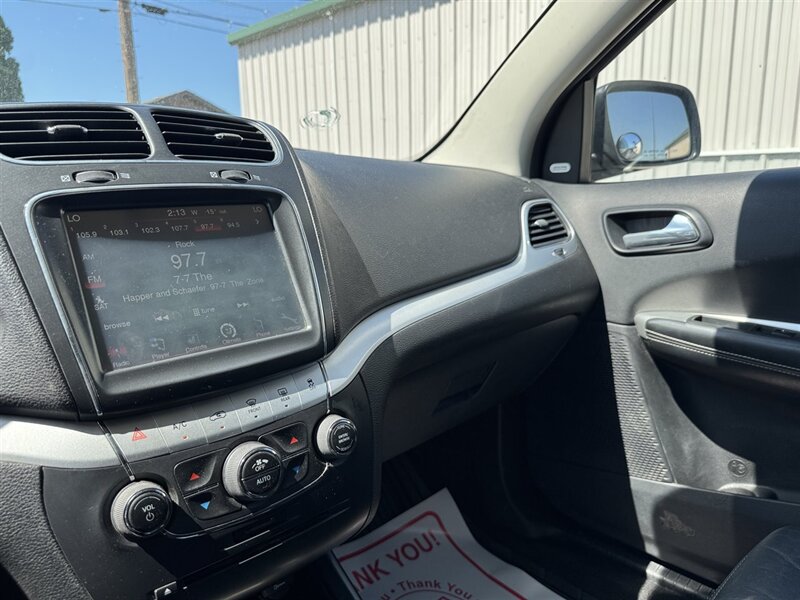 2012 Dodge Journey Crew - Photo 17 - Kearney, NE 68847
