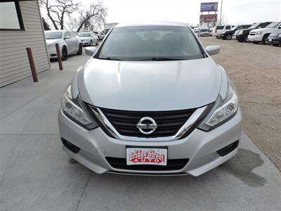 2017 Nissan Altima 2.5   - Photo 3 - Lexington, NE 68850