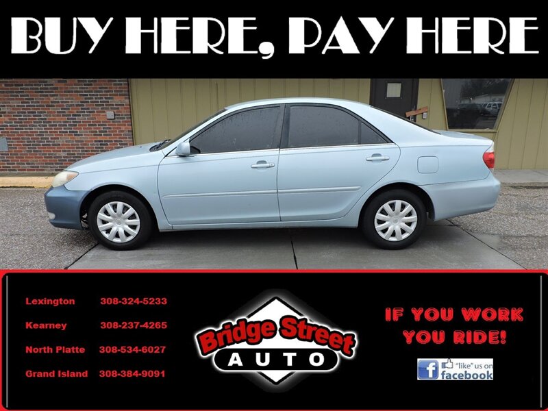 2005 Toyota Camry Standard