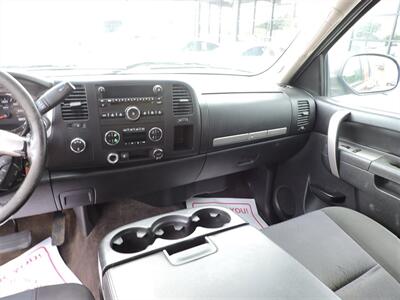 2011 Chevrolet Silverado 2500 LT   - Photo 11 - North Platte, NE 69101