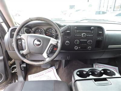 2011 Chevrolet Silverado 2500 LT   - Photo 10 - North Platte, NE 69101