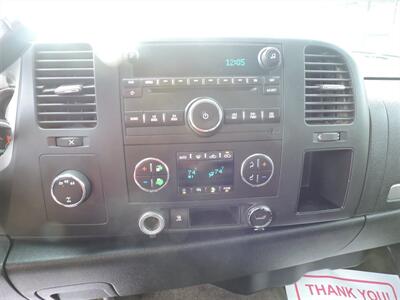2011 Chevrolet Silverado 2500 LT   - Photo 17 - North Platte, NE 69101