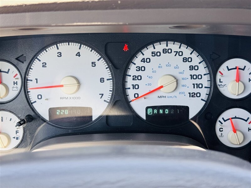 2003 Dodge Ram 2500 ST - Photo 10 - Lexington, NE 68850