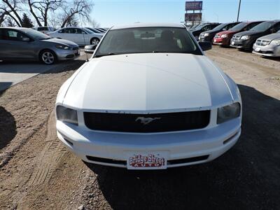 2005 Ford Mustang   - Photo 3 - Lexington, NE 68850