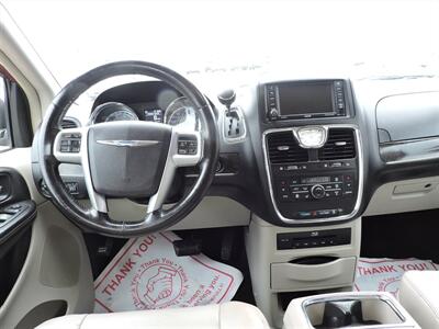 2013 Chrysler Town & Country Touring-L   - Photo 10 - Lexington, NE 68850