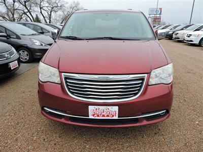 2013 Chrysler Town & Country Touring-L   - Photo 3 - Lexington, NE 68850