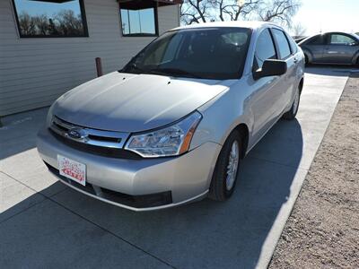 2010 Ford Focus SE   - Photo 2 - Lexington, NE 68850