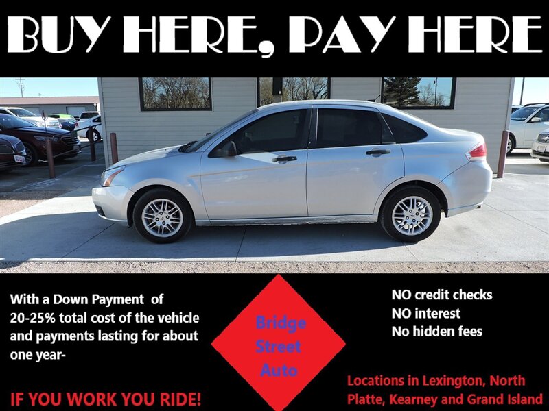 2010 Ford Focus SE   - Photo 1 - Lexington, NE 68850
