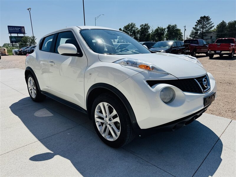 2014 Nissan JUKE S - Photo 2 - Lexington, NE 68850