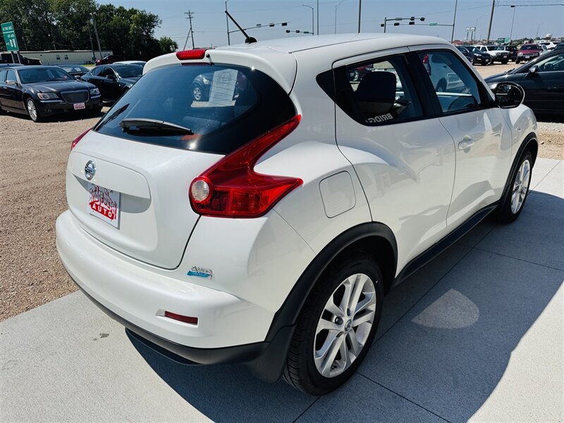 2014 Nissan JUKE S - Photo 6 - Lexington, NE 68850