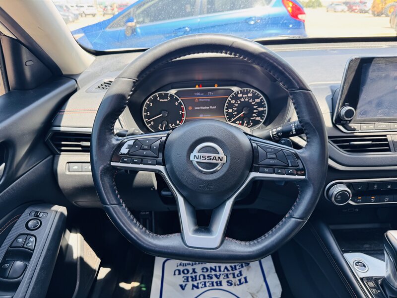 2019 Nissan Altima 2.5 SR - Photo 11 - Lexington, NE 68850
