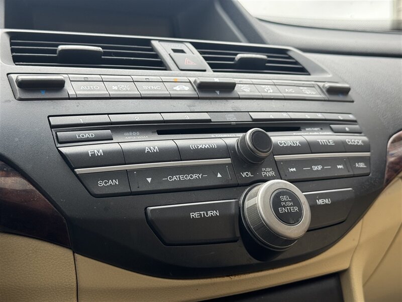 2012 Honda Crosstour EX-L - Photo 11 - Lexington, NE 68850