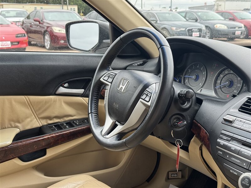 2012 Honda Crosstour EX-L - Photo 3 - Lexington, NE 68850