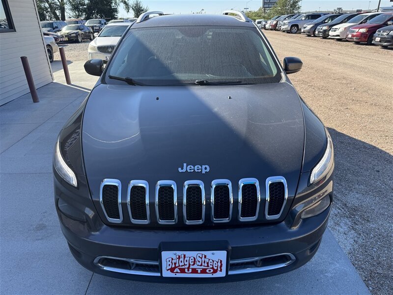 2016 Jeep Cherokee Limited - Photo 4 - Lexington, NE 68850