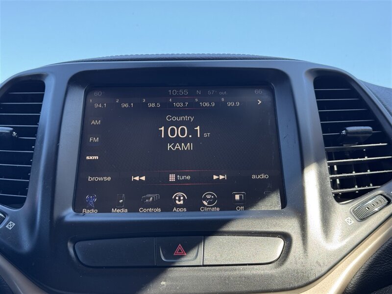 2016 Jeep Cherokee Limited - Photo 17 - Lexington, NE 68850