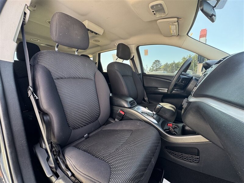 2013 Dodge Journey SXT - Photo 10 - Lexington, NE 68850