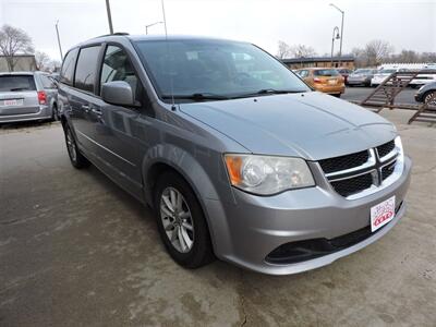 2014 Dodge Grand Caravan SXT   - Photo 4 - Grand Island, NE 68801