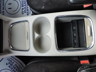 2014 Dodge Grand Caravan SXT   - Photo 18 - Grand Island, NE 68801