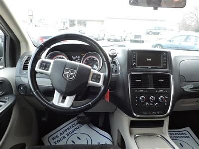 2014 Dodge Grand Caravan SXT   - Photo 13 - Grand Island, NE 68801