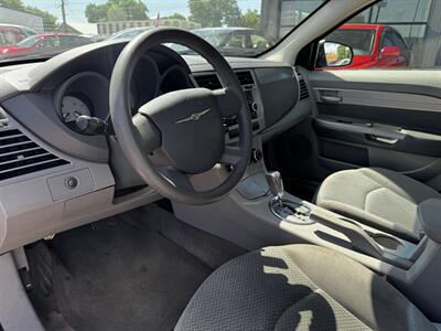 2007 Chrysler Sebring - Photo 8 - North Platte, NE 69101