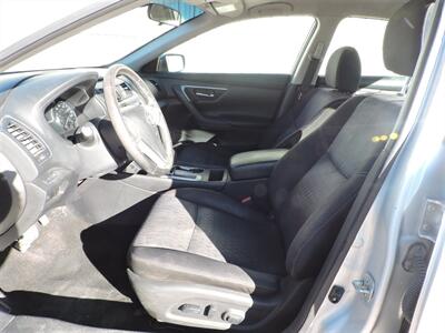 2016 Nissan Altima 2.5   - Photo 9 - Kearney, NE 68847