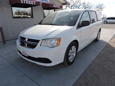 2013 Dodge Grand Caravan SE   - Photo 2 - Lexington, NE 68850