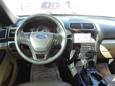 2017 Ford Explorer XLT   - Photo 14 - Kearney, NE 68847