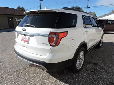 2017 Ford Explorer XLT   - Photo 5 - Kearney, NE 68847