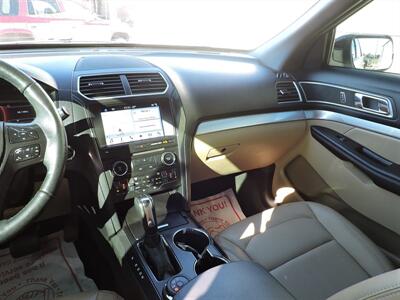 2017 Ford Explorer XLT   - Photo 15 - Kearney, NE 68847