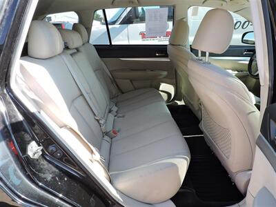 2011 Subaru Outback 2.5i Premium   - Photo 11 - North Platte, NE 69101