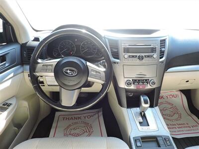 2011 Subaru Outback 2.5i Premium   - Photo 13 - North Platte, NE 69101
