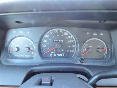 2003 Ford Crown Victoria LX - Photo 16 - Lexington, NE 68850