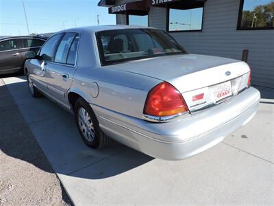 2003 Ford Crown Victoria LX - Photo 7 - Lexington, NE 68850