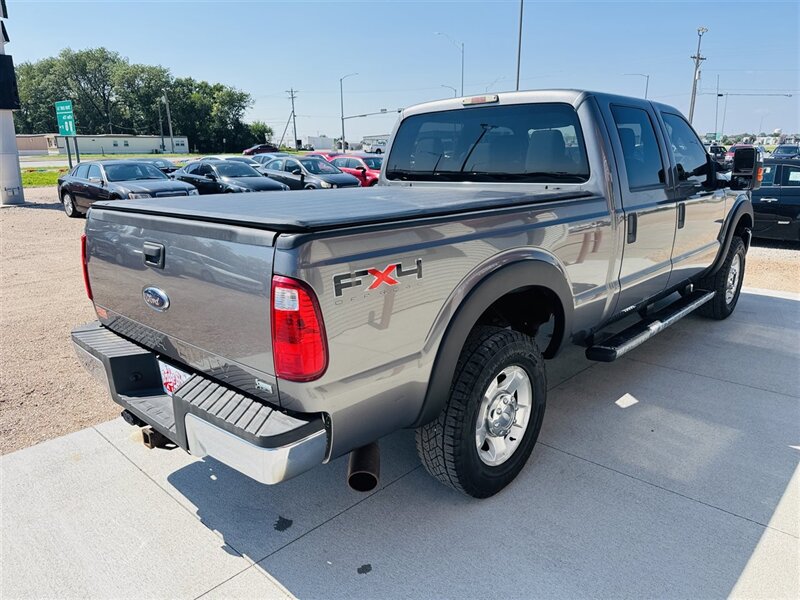 2011 Ford F-250 XL - Photo 6 - Lexington, NE 68850