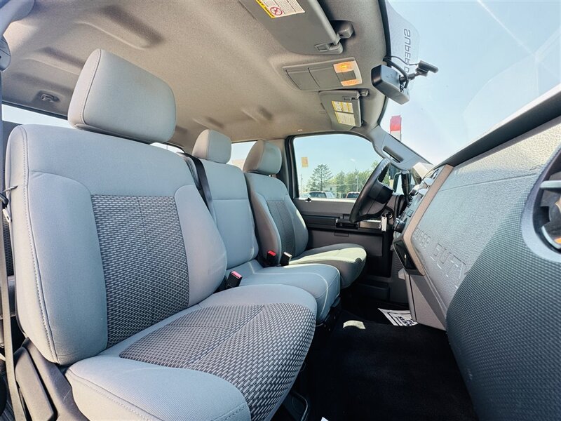 2011 Ford F-250 XL - Photo 12 - Lexington, NE 68850