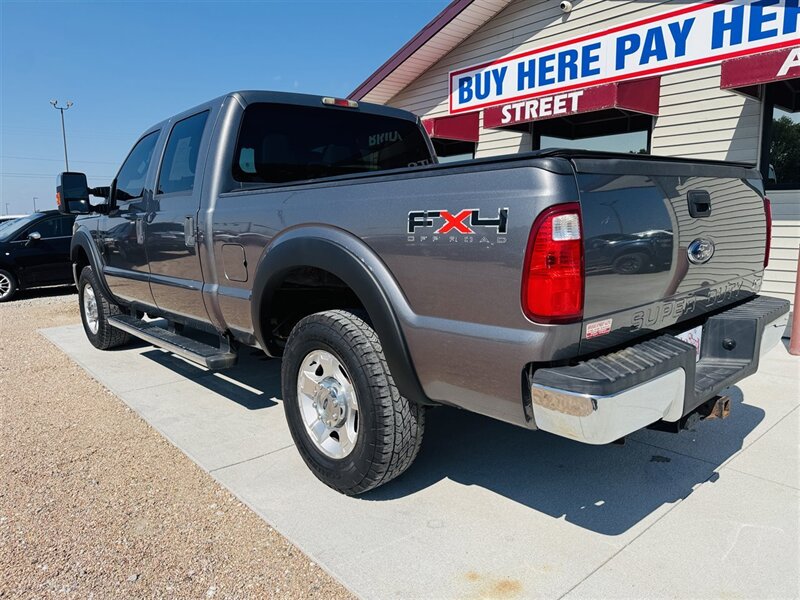 2011 Ford F-250 XL - Photo 8 - Lexington, NE 68850